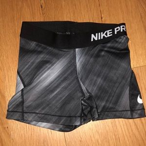 Nike 3” dri-fit shorts NWOT